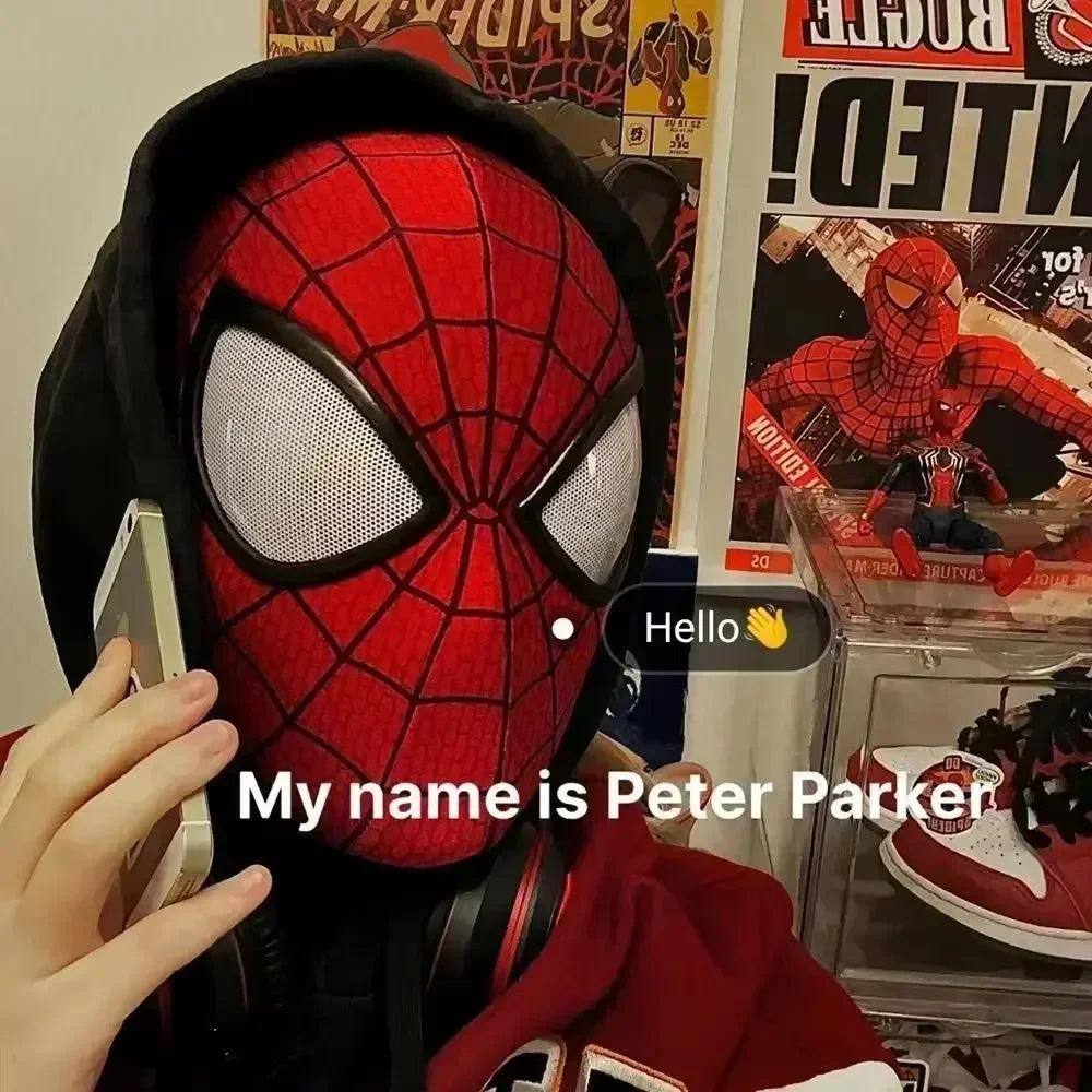 Wearable Electronic Cosplay Mask with Moving Eyes