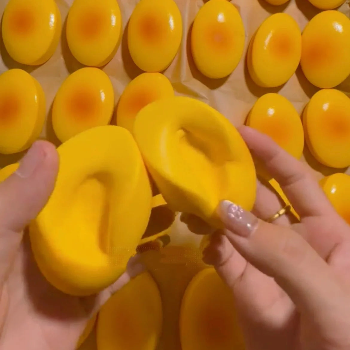 Cheese Bread Squishy – Slow-Rise Sensory Squeeze Toy