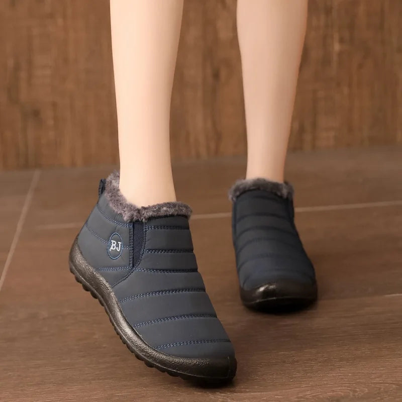 Women’s Waterproof Plush-Lined Snow Shoes