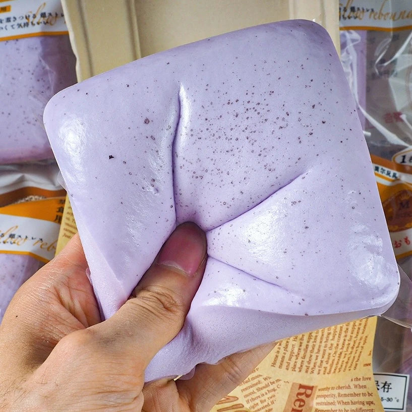 Toast Squishy – Slow-Rising Sensory Fidget
