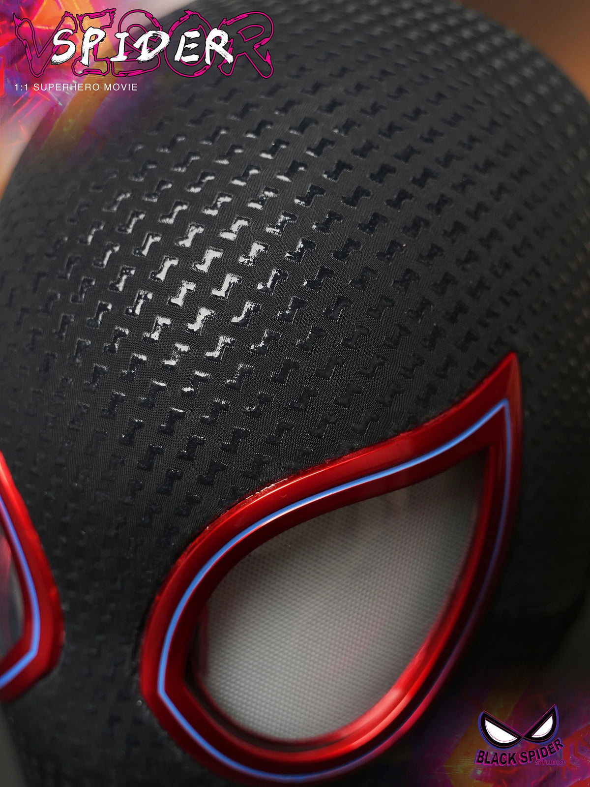 Wearable Electronic Cosplay Mask with Moving Eyes